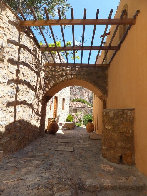 Le village m&eacute;di&eacute;val de Monemvasia